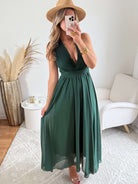 Robe longue vert foncé Valentina dos croisé taille unique, robe élégante fluide pour cérémonie et été – Easy Dressing
