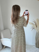 robe longue grande taille vert sauge dorée femme coupe portefeuille fluide élégante du S au 4XL Isadora